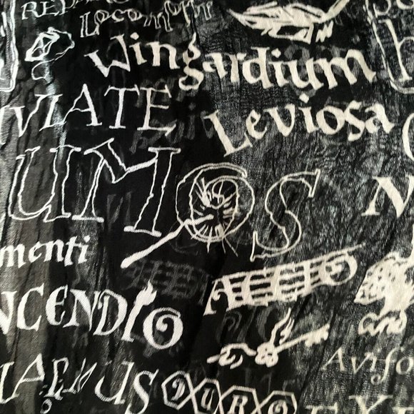 Universal Studios Wizarding World Harry Potter Black White Spells Scarf RN#12477 - Picture 3 of 5